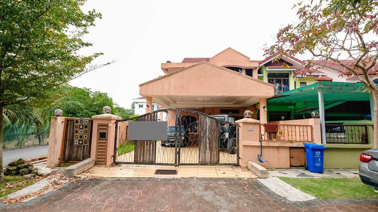 End Lot 2Storey  Jalan Platinum, Sek7 Shah Alam