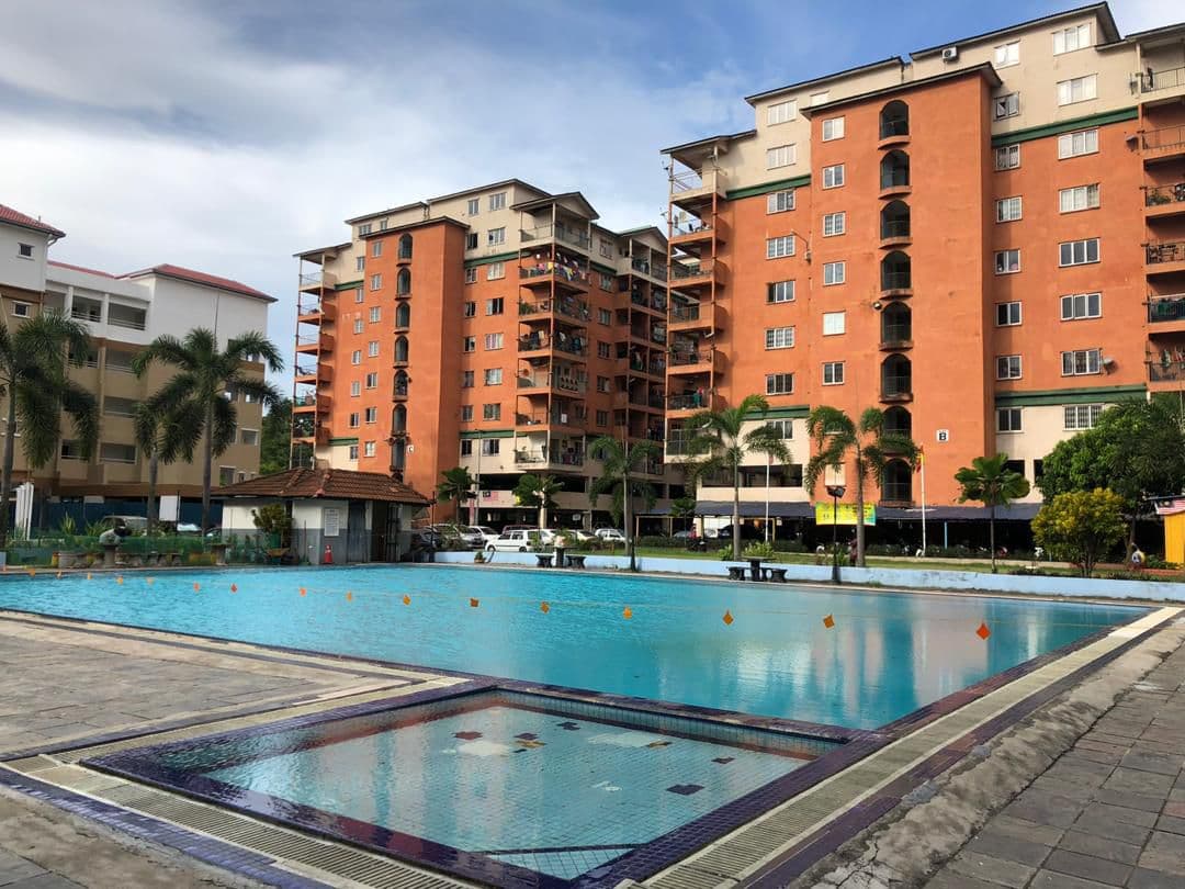 Golden Villa Apartment Taman Sejahtera Kg Jawa - photo 2