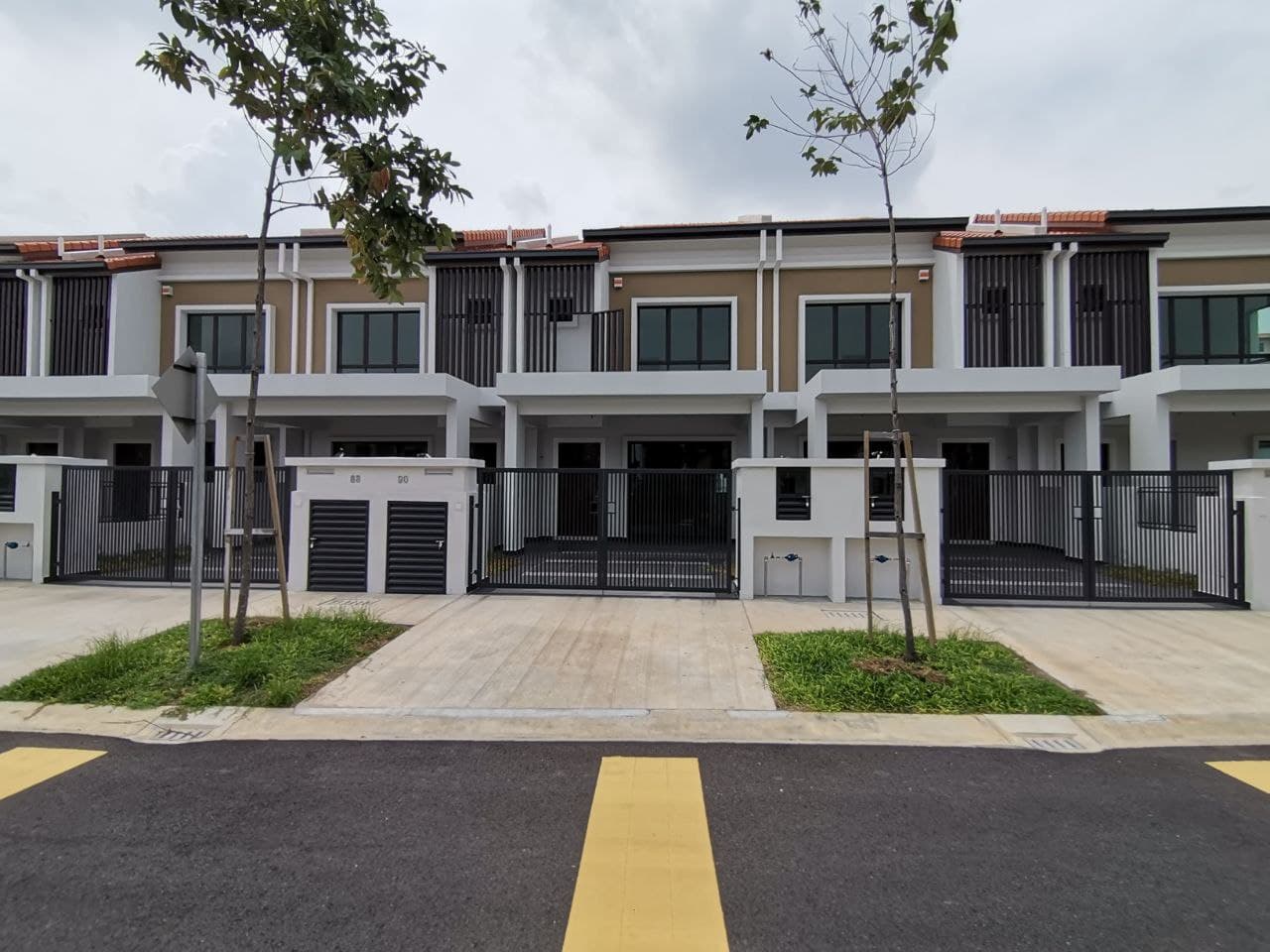 Double storey Terrace Fleita Alam Impian