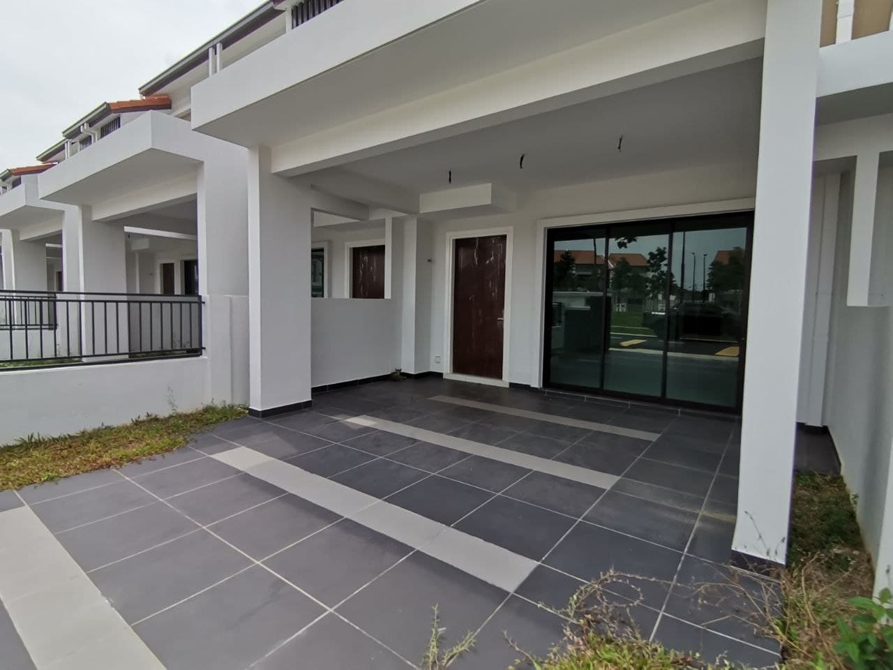 Double storey Terrace Fleita Alam Impian - photo 3