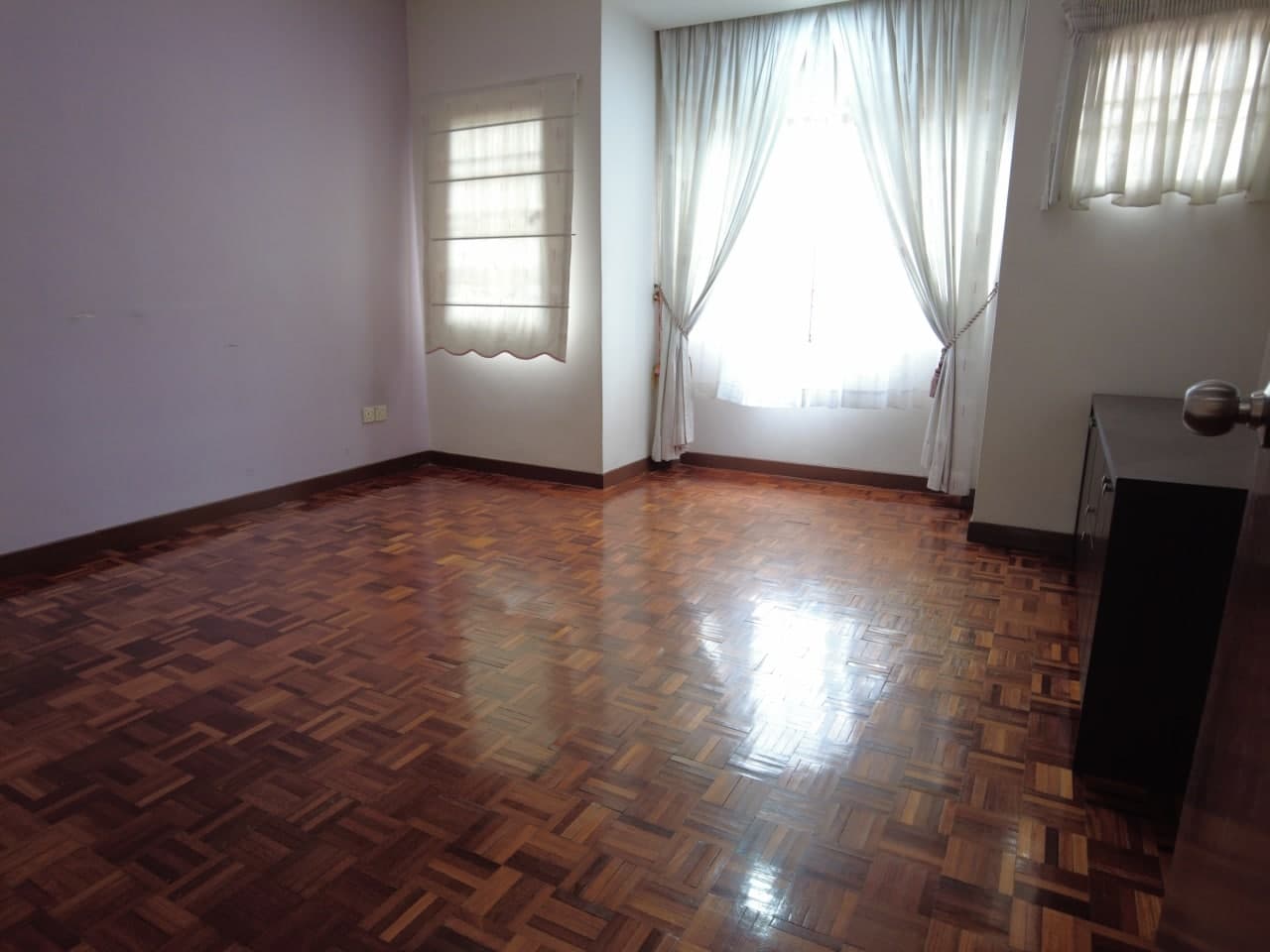 Double Storey Putra Height Seksyen 9 - photo 9