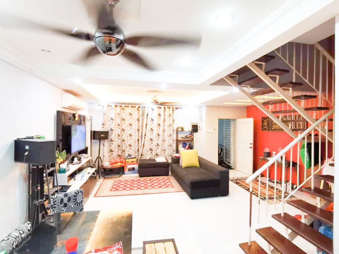 2 Storey Taman Putra Budiman Seri Kembangan - photo 2
