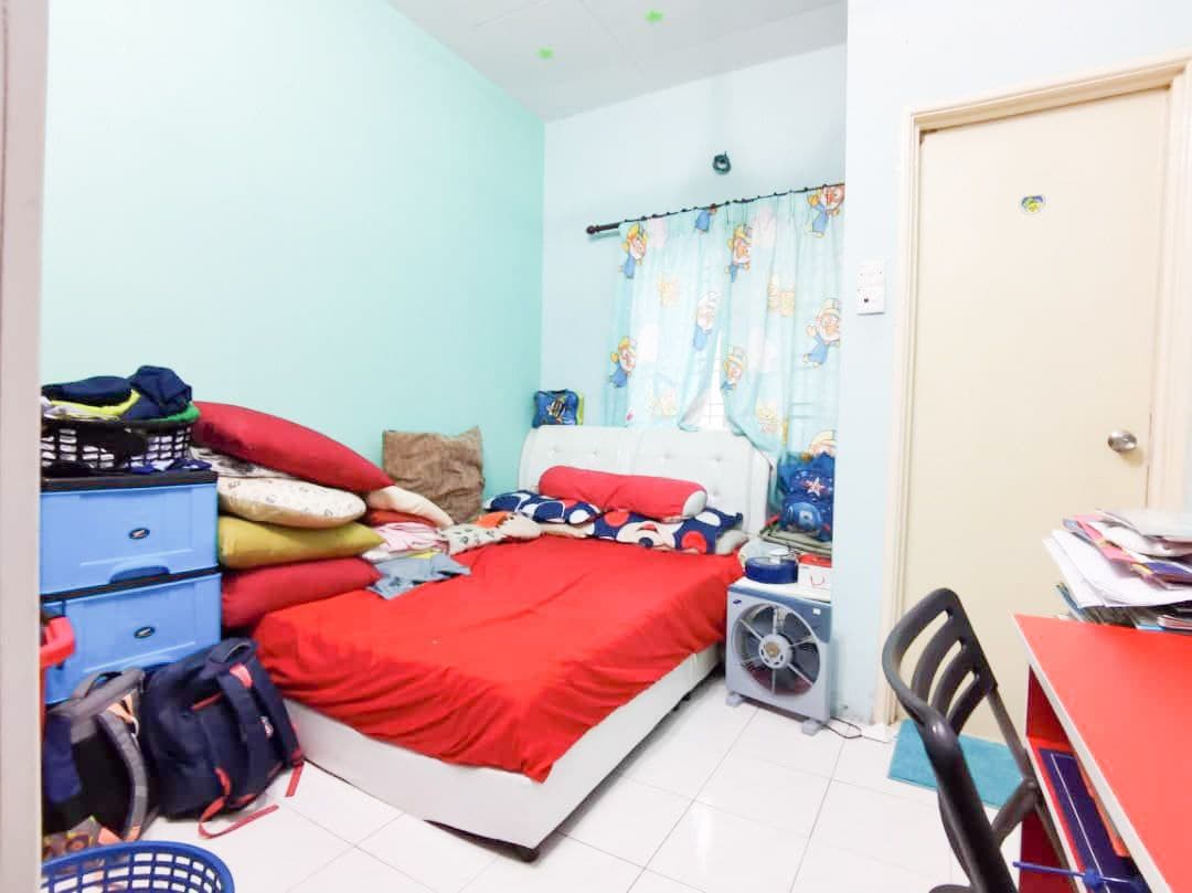 2 Storey Taman Putra Budiman Seri Kembangan - photo 4