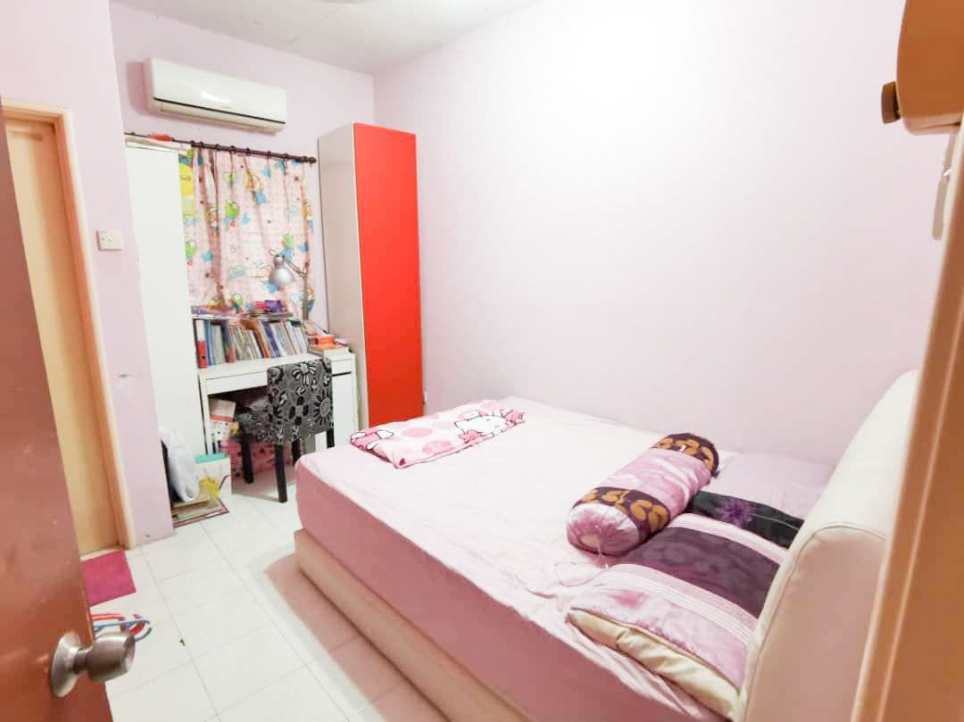 2 Storey Taman Putra Budiman Seri Kembangan - photo 10