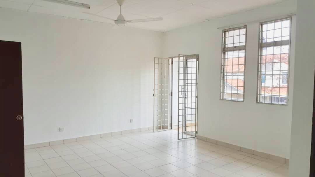 Double Storey Taman Mutiara Bkt Kemuning Shah Alam - photo 12