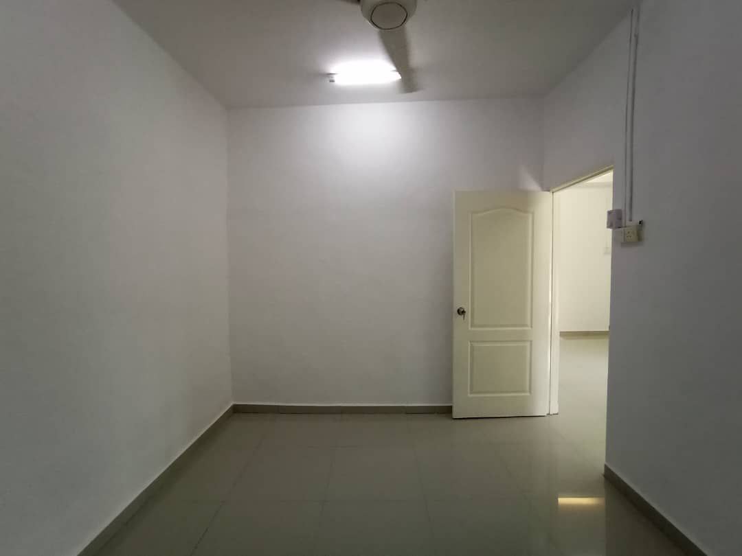 Single Storey Taman Melor Pajam Nilai - photo 9