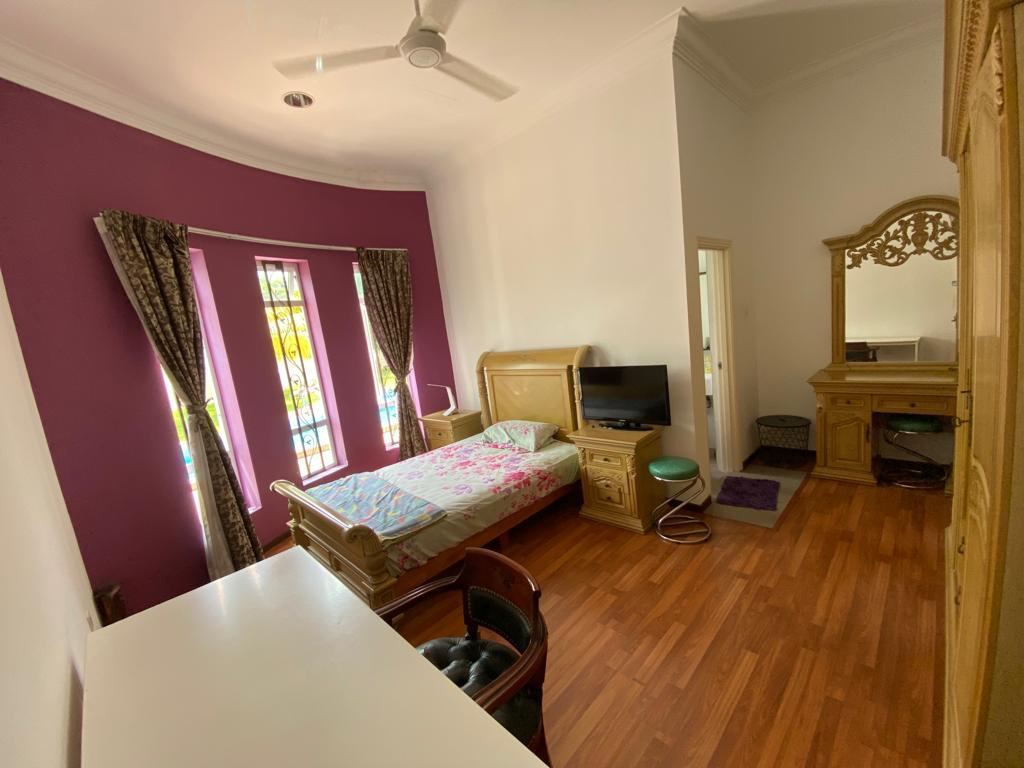 BUNGALOW BUKIT MAHKOTA - photo 2