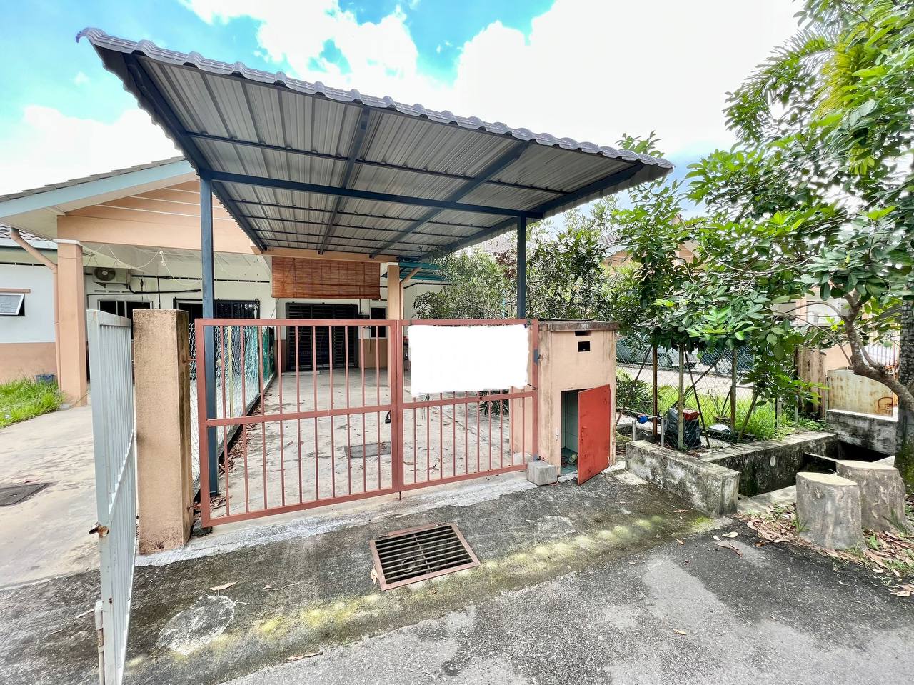 SINGLE STOREY TAMAN NAKHODA - photo 2