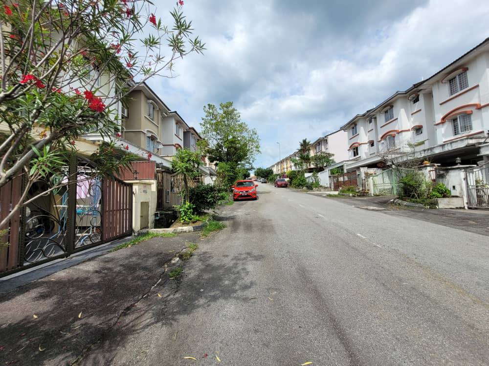 TAMAN BUKIT PERMATA SRI GOMBAK - photo 11