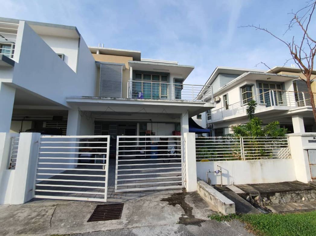 Semi-D Cluster Royal Ivory 2, SP10 Bandar Saujana
