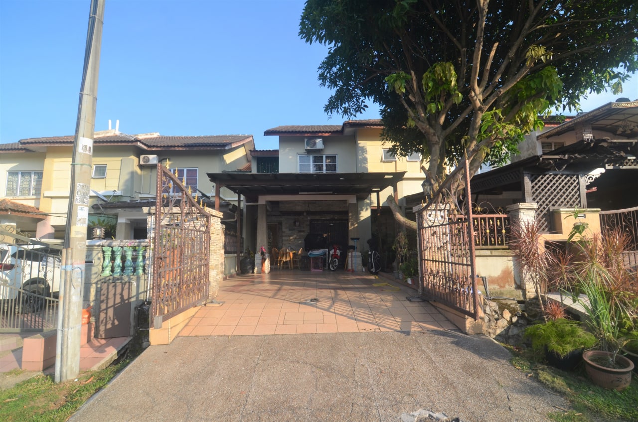 Double Storey Bandar Bukit Mahkota Bangi