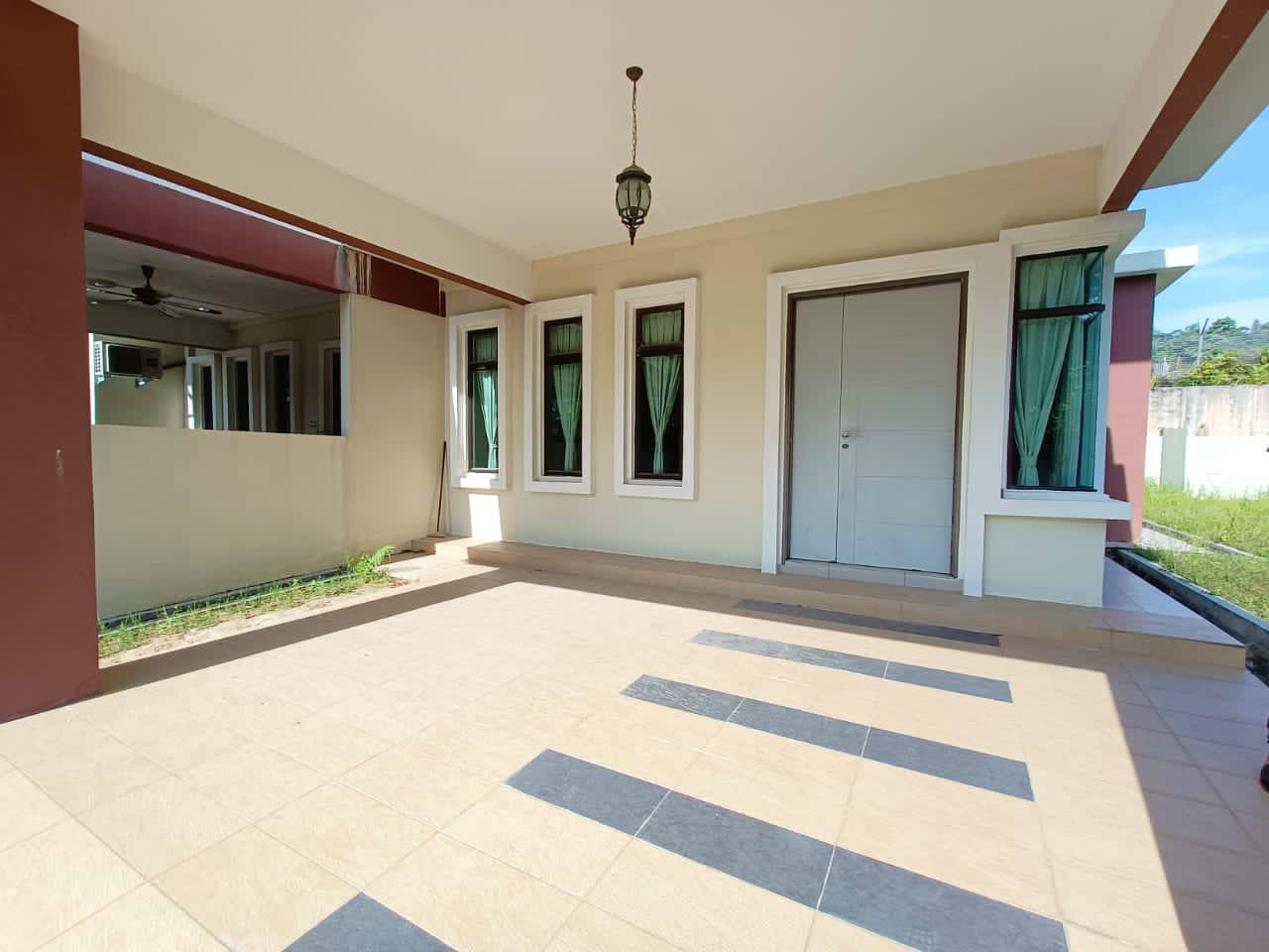 Corner Lot Zeta Park Citra Hills Nilai - photo 2
