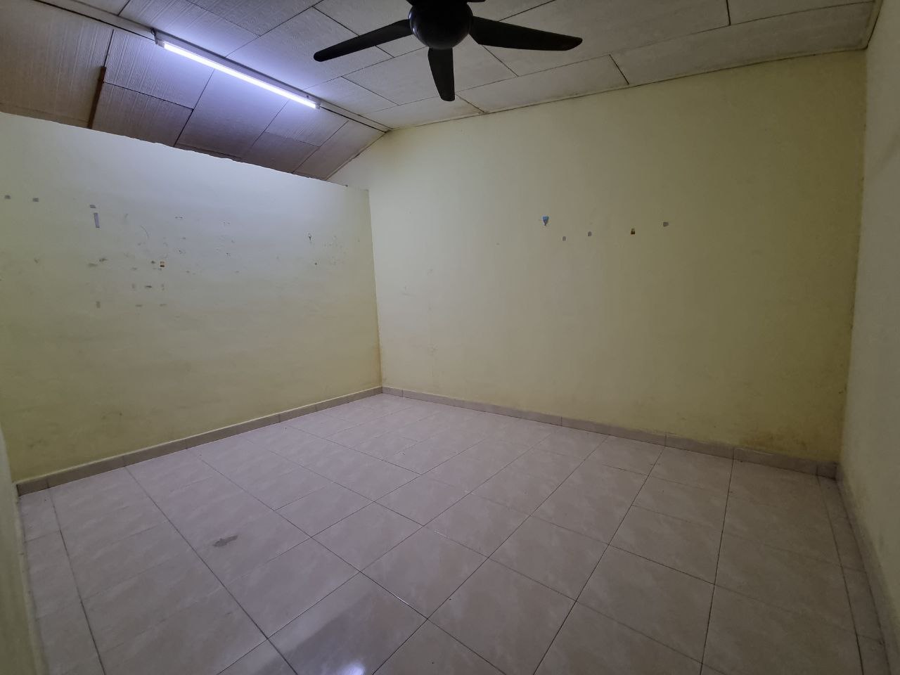 Renovated Taman Medan Petaling Jaya - photo 7