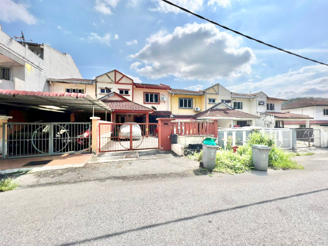 Double Storey Desa Casuarina Nilai - photo 1
