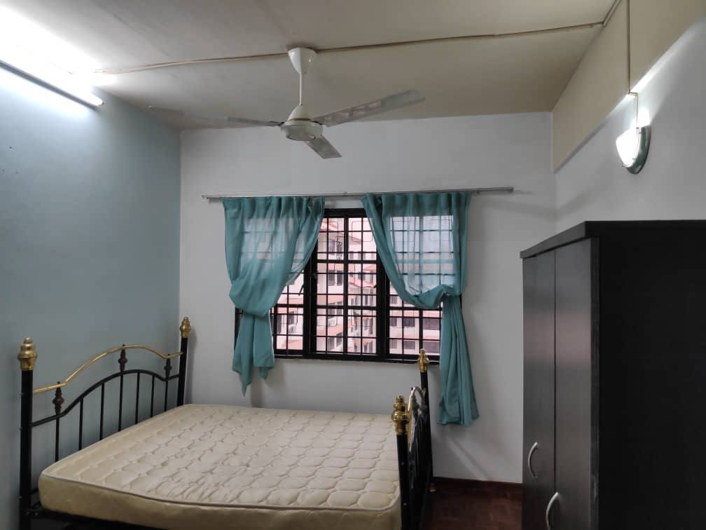 CONDOMINIUM BAYU TASIK 1, BANDAR SRI PERMAISURI,KL - photo 2