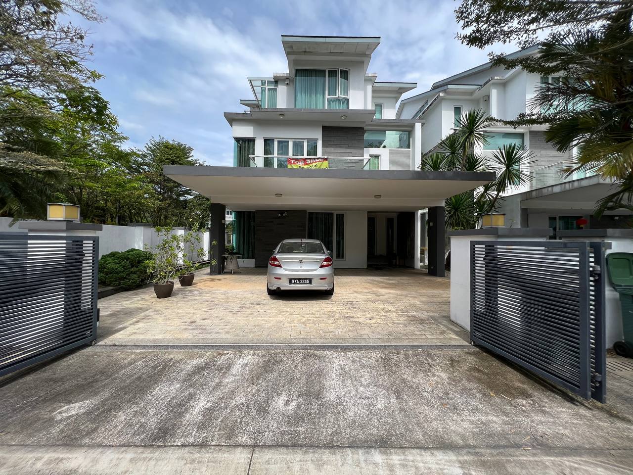 3 STOREY BUNGALOW WANGSA MELAWATI