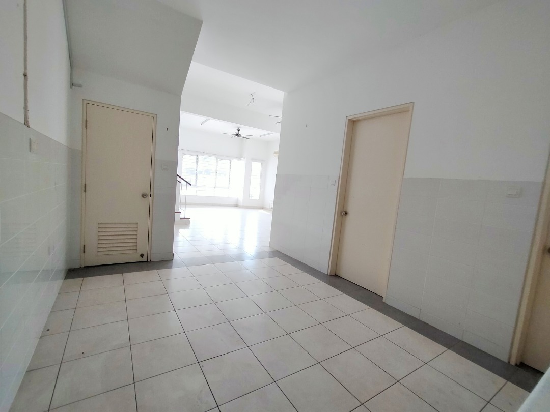 SEMI D Legundi Residensi, Bandar Seri Putra, BANGI - photo 7