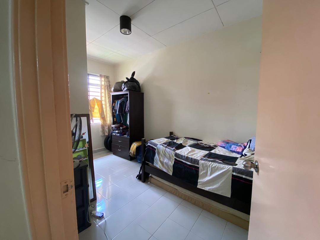 2 STOREYJalan Kesuma, BANDAR TASIK Kesuma - photo 3