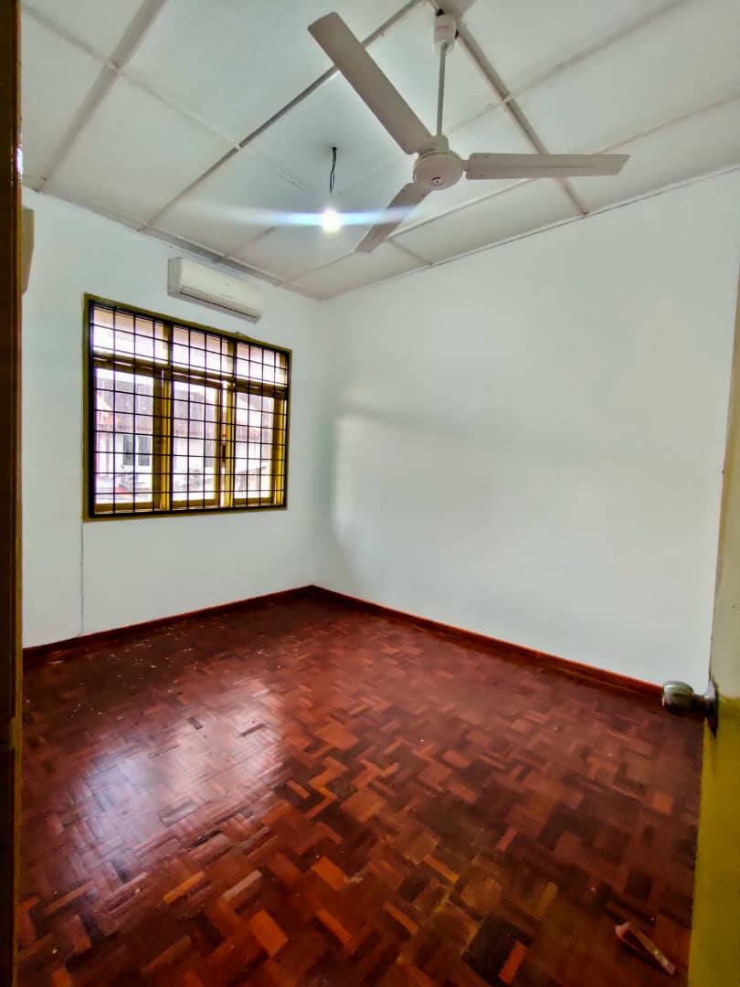 Taman Permata 2, Cuepecs, Batu 9 - photo 2