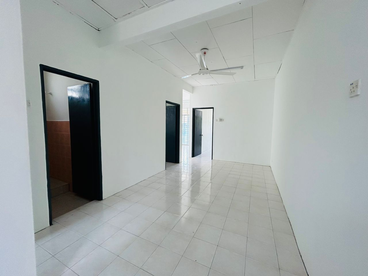 Single Storey Terrace, Taman Desa PD - photo 7