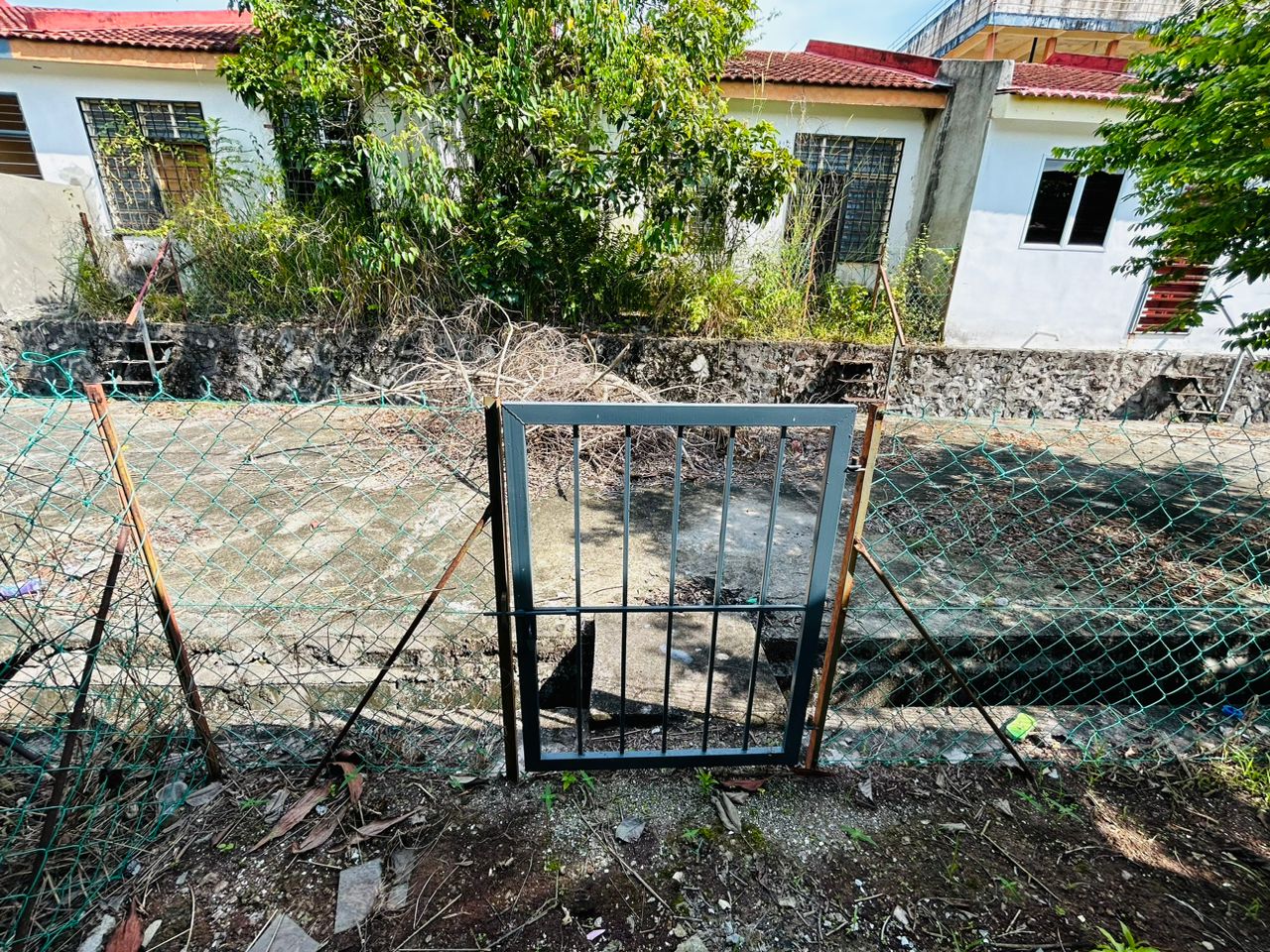 Single Storey Terrace, Taman Desa PD - photo 8