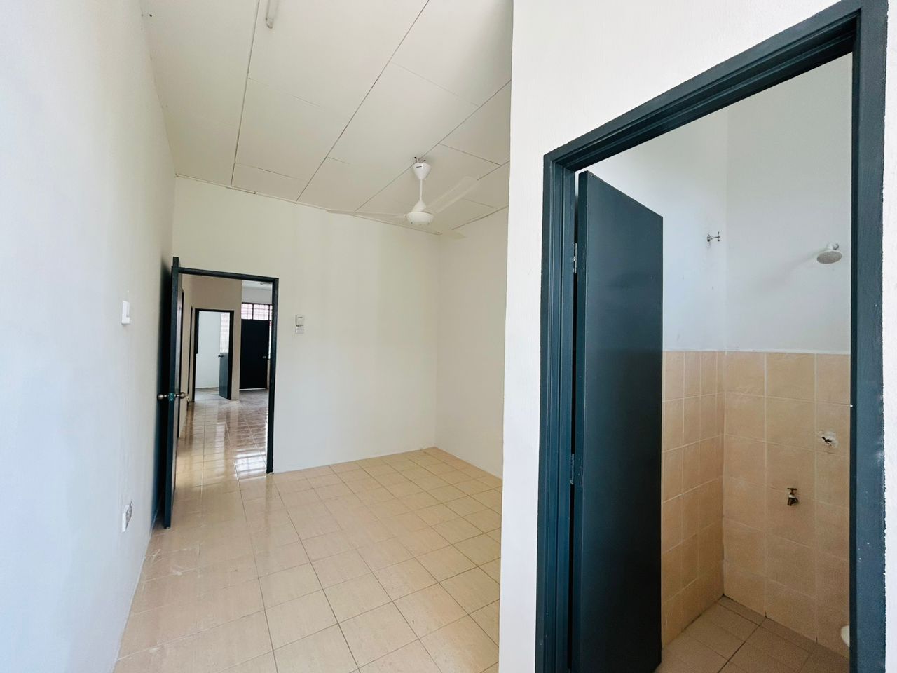 Single Storey Terrace, Taman Politeknik, PD - photo 10