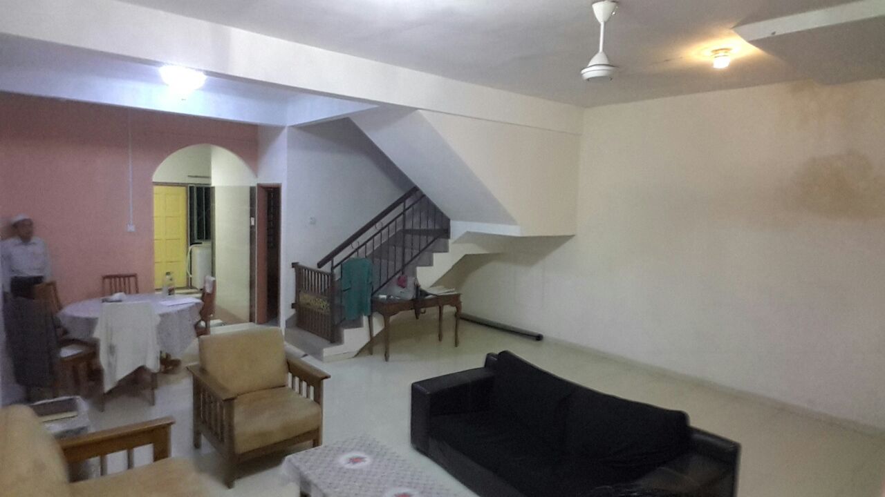 Double Storey Terrace, Taman Seri Delima, Dengkil - photo 3