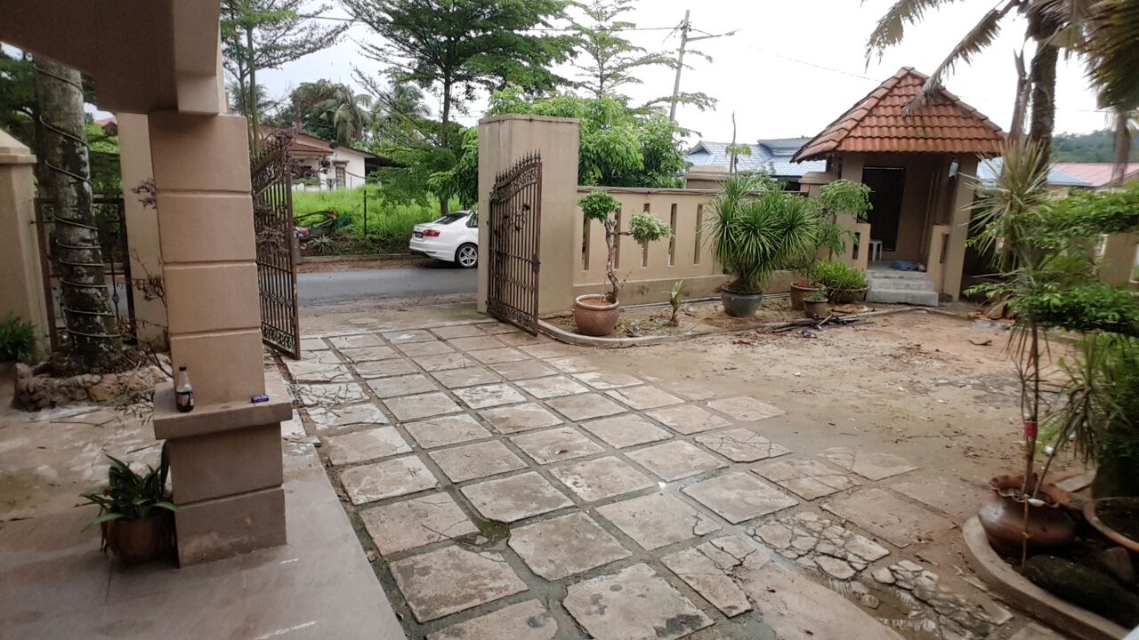 Double Storey Bungalow, Kampung Tok Pinang, Serend - photo 2