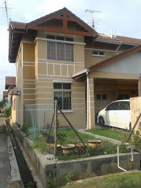 Double Storey End Lot, Taman Pantai Sepang Putra
