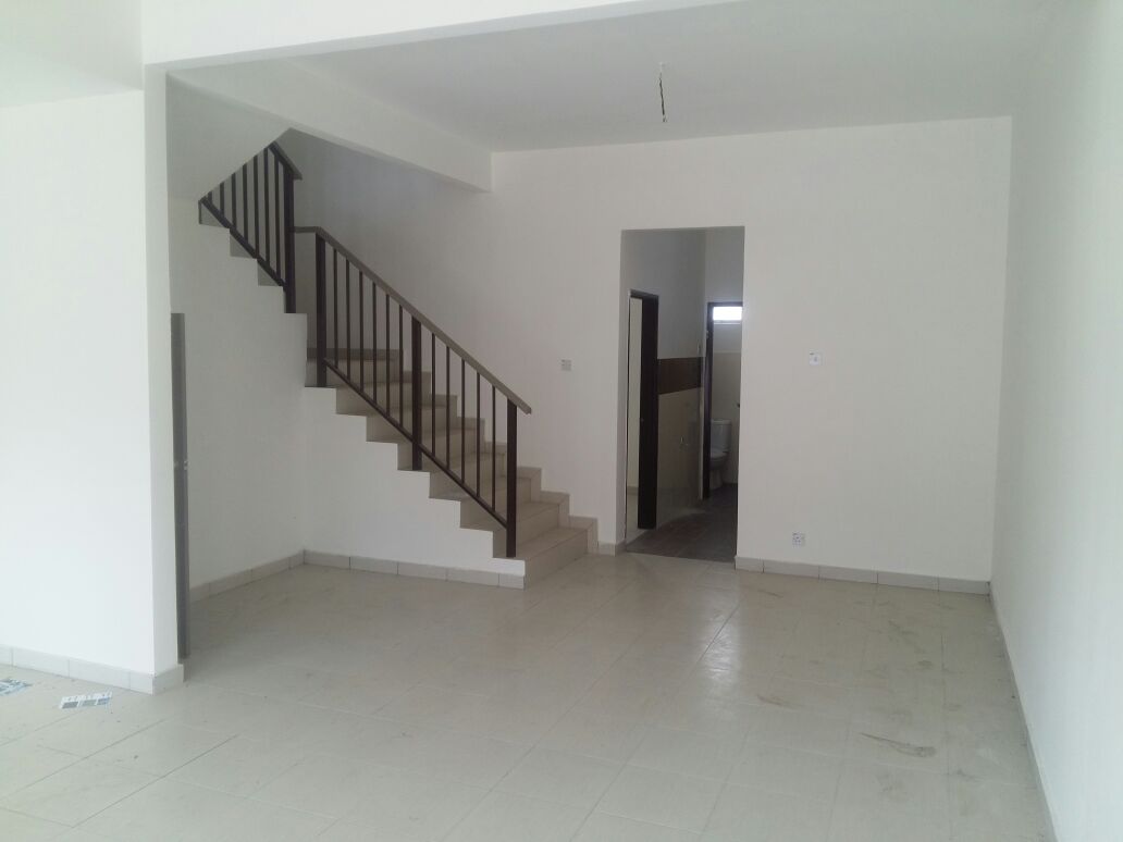 Double Storey Taman Intan Baiduri, Sepang - photo 2