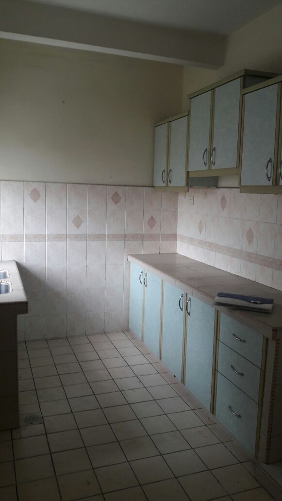 Double storey, Jalan Cecawi 6, Kota Damansara - photo 6