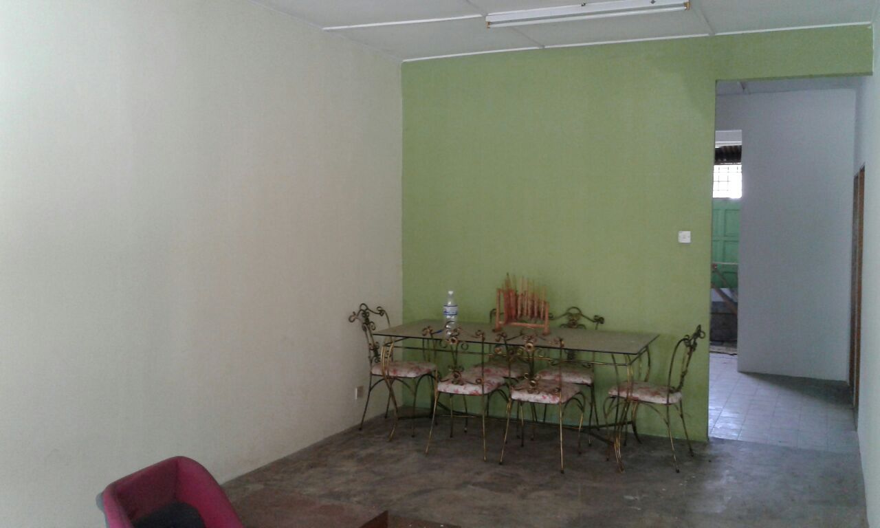 Single storey Terrace, Bandar Baru Rinching - photo 3