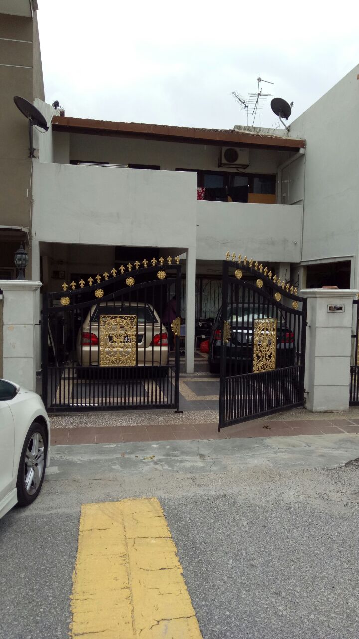 Double storey, Taman Changkat Desa, Kuala Lumpur