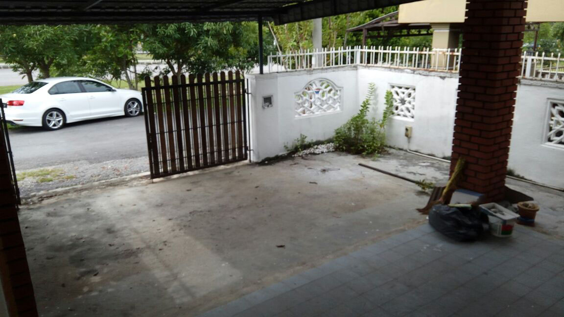 Single storey, Taman Sri Tanjung, Semenyih