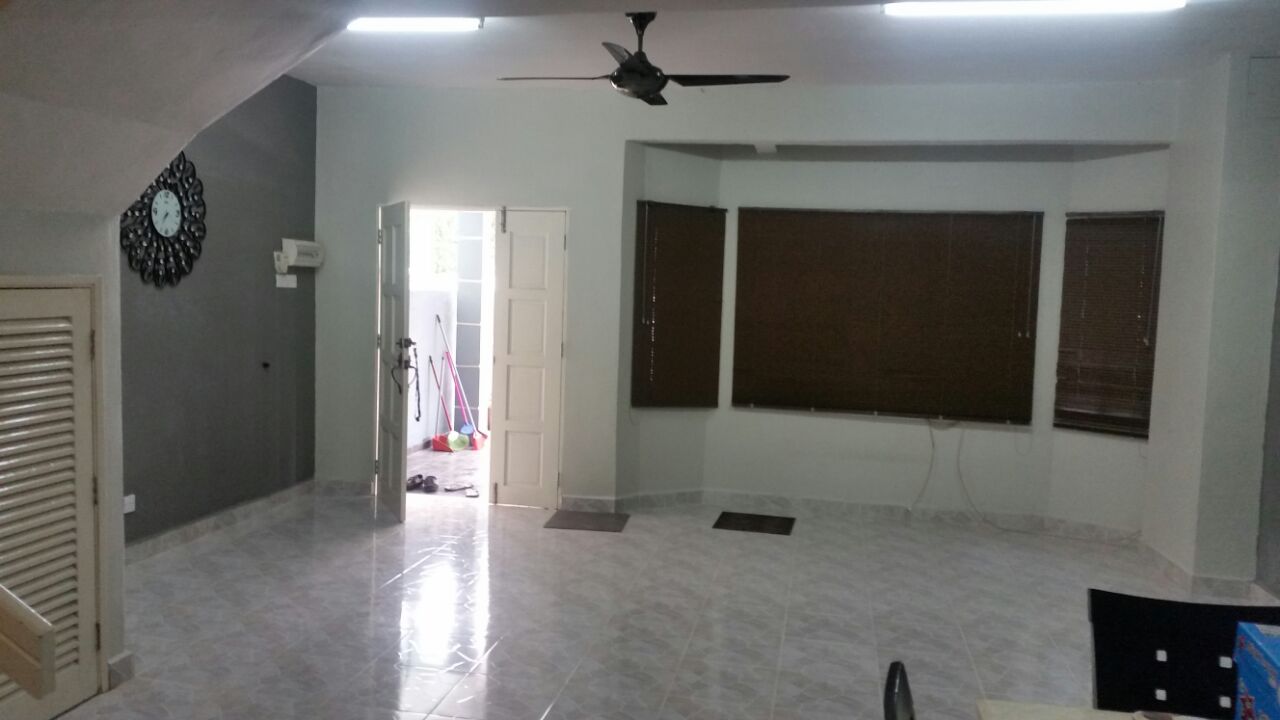Double storey, Taman Angsana Hilir, Desa Pandan - photo 2