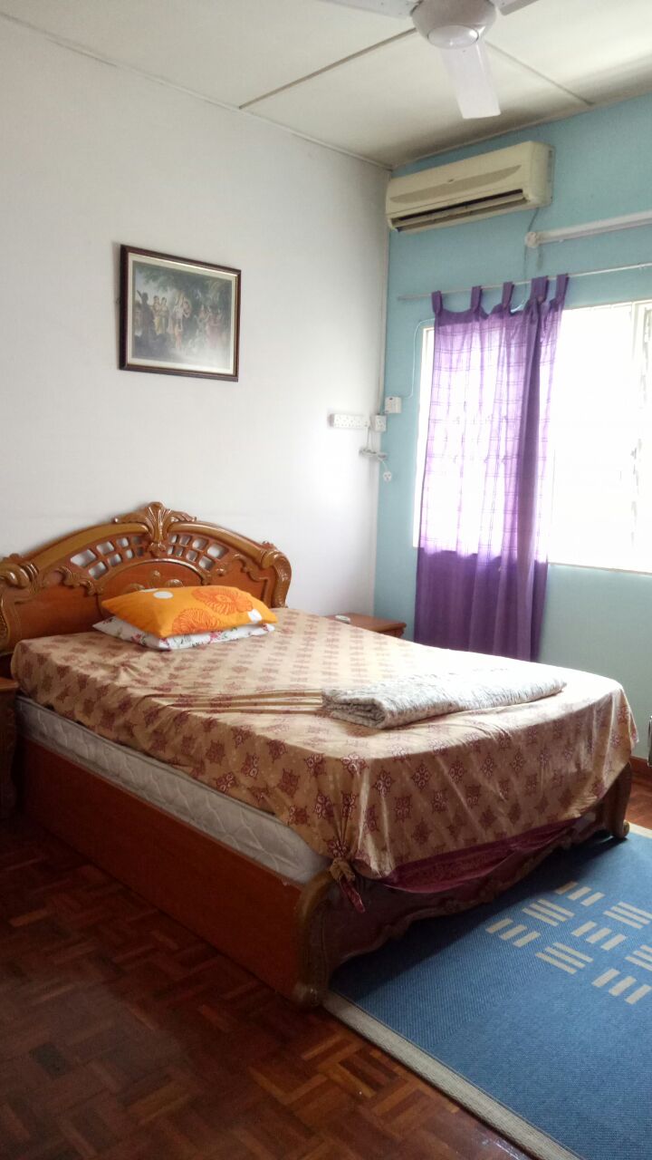 Double Storey, Jalan SS4, Kelana Jaya - photo 2