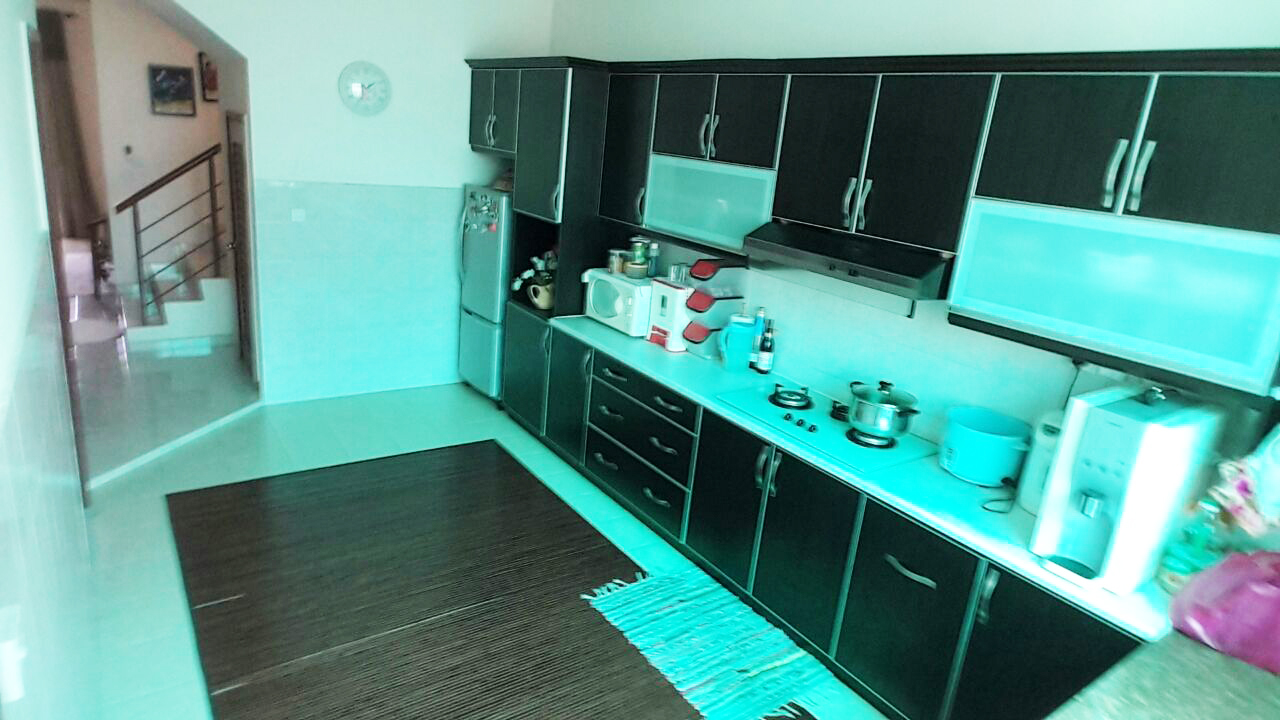 Double storey, Taman Mawar Fasa 2, Sepang - photo 2