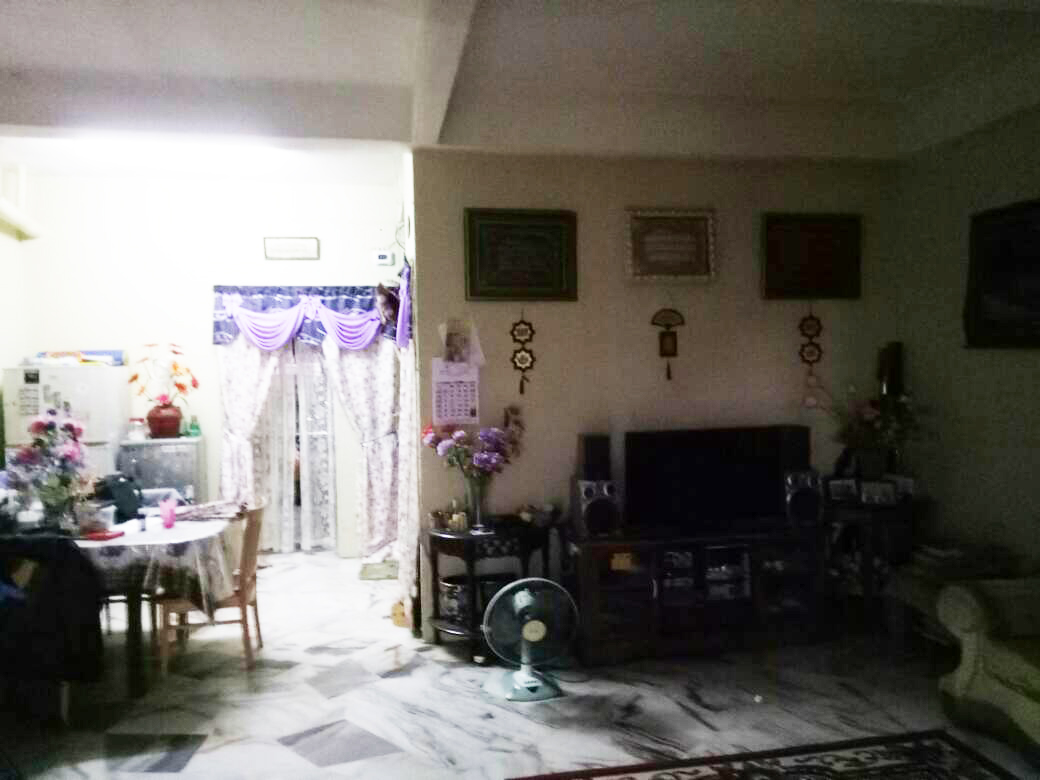 Double storey, Taman Baiduri, Dengkil - photo 3