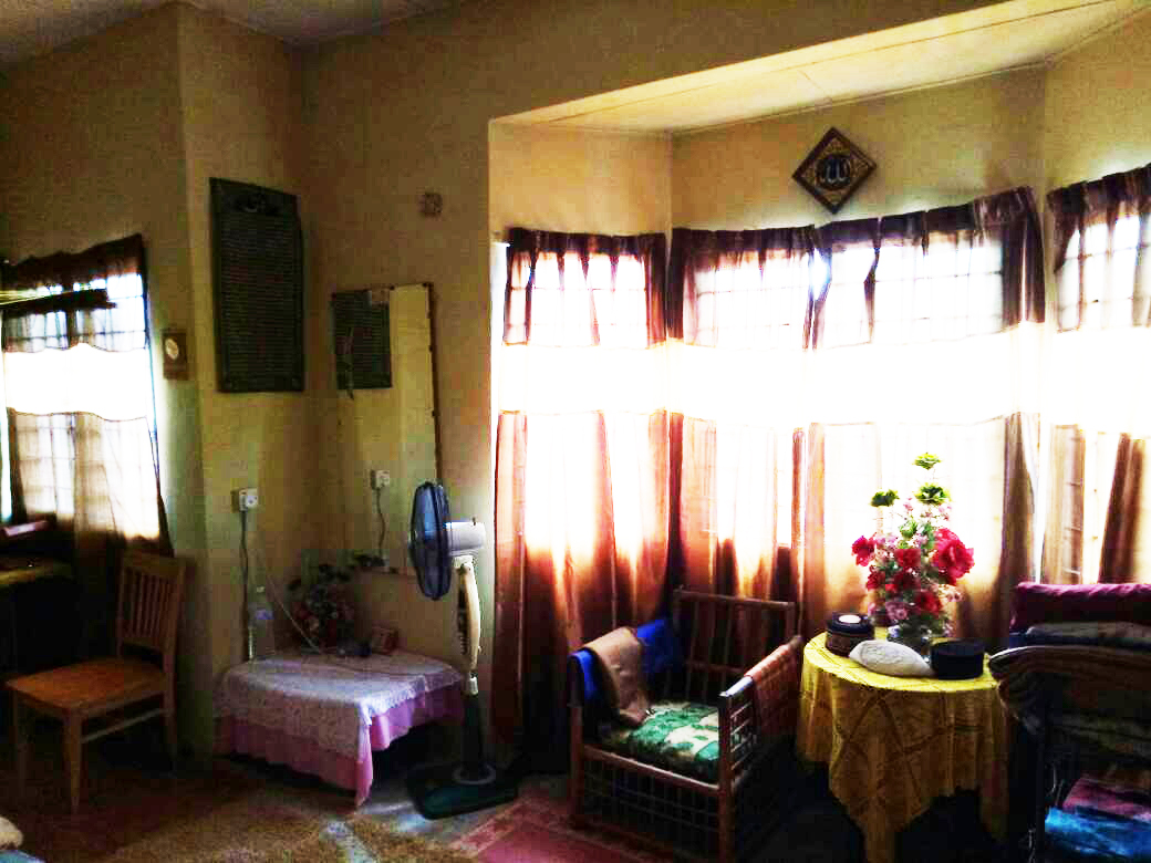 Double storey, Taman Baiduri, Dengkil - photo 2