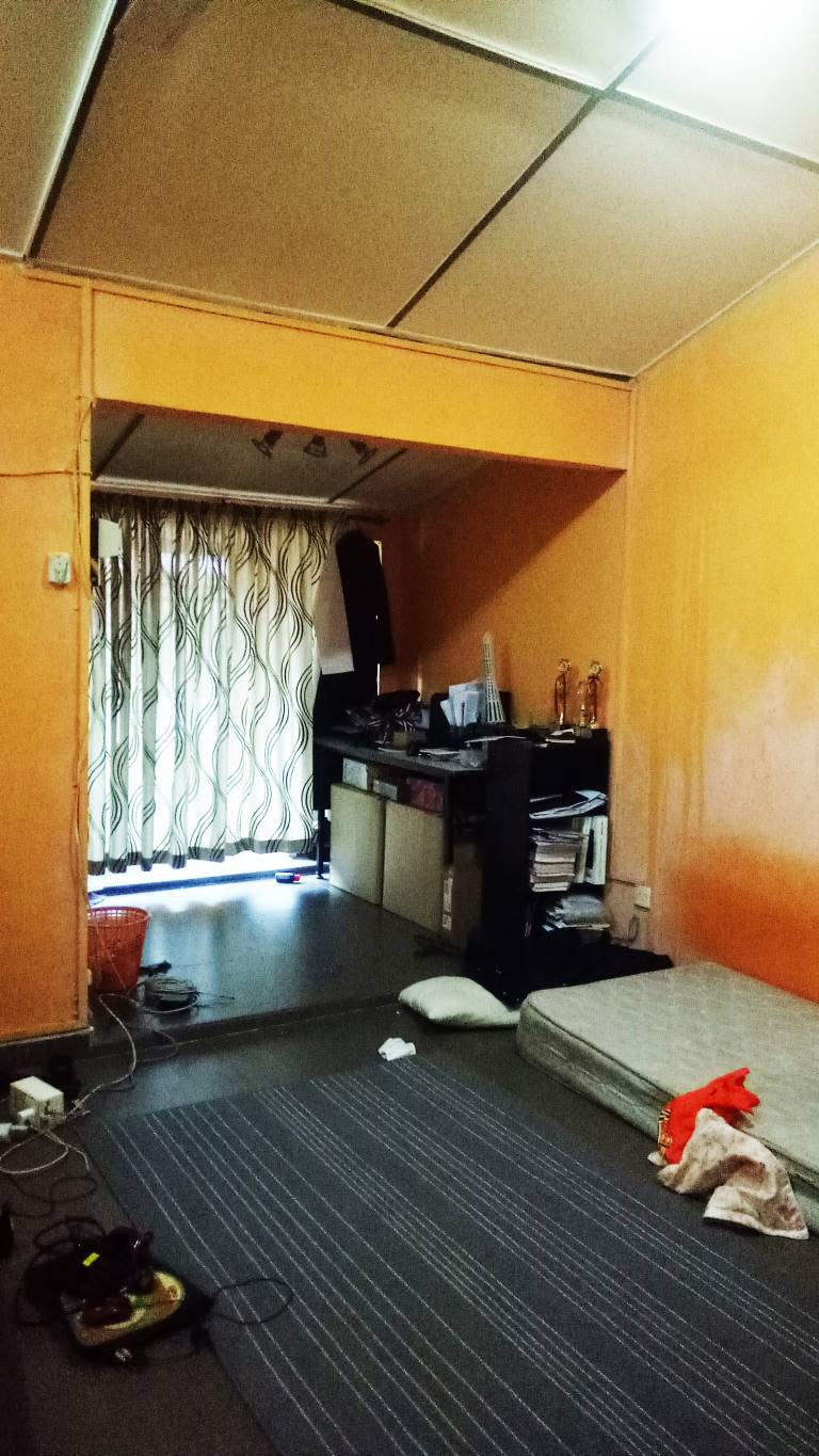 Double storey, Jalan F, Taman Melawati - photo 8