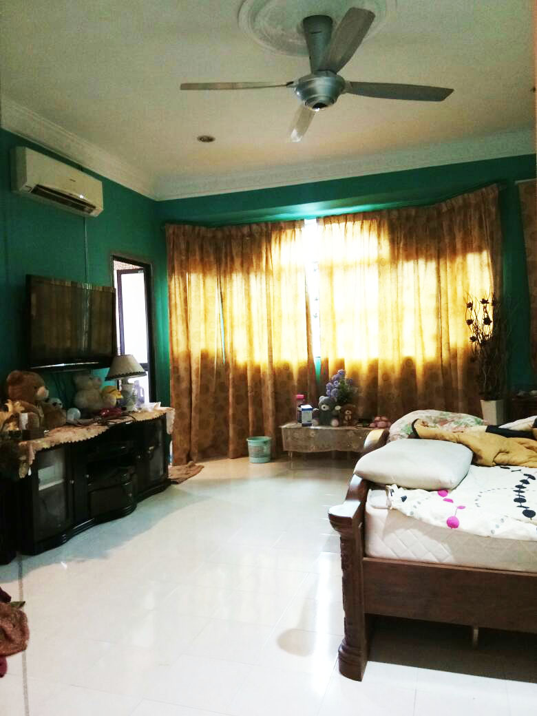 Double Storey, Section 23 Shah Alam - photo 4