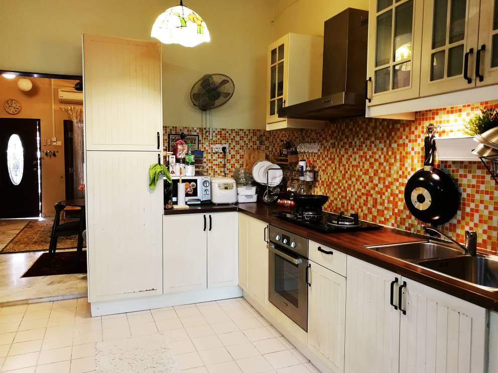 Double Storey, Taman TTDI Jaya - photo 5