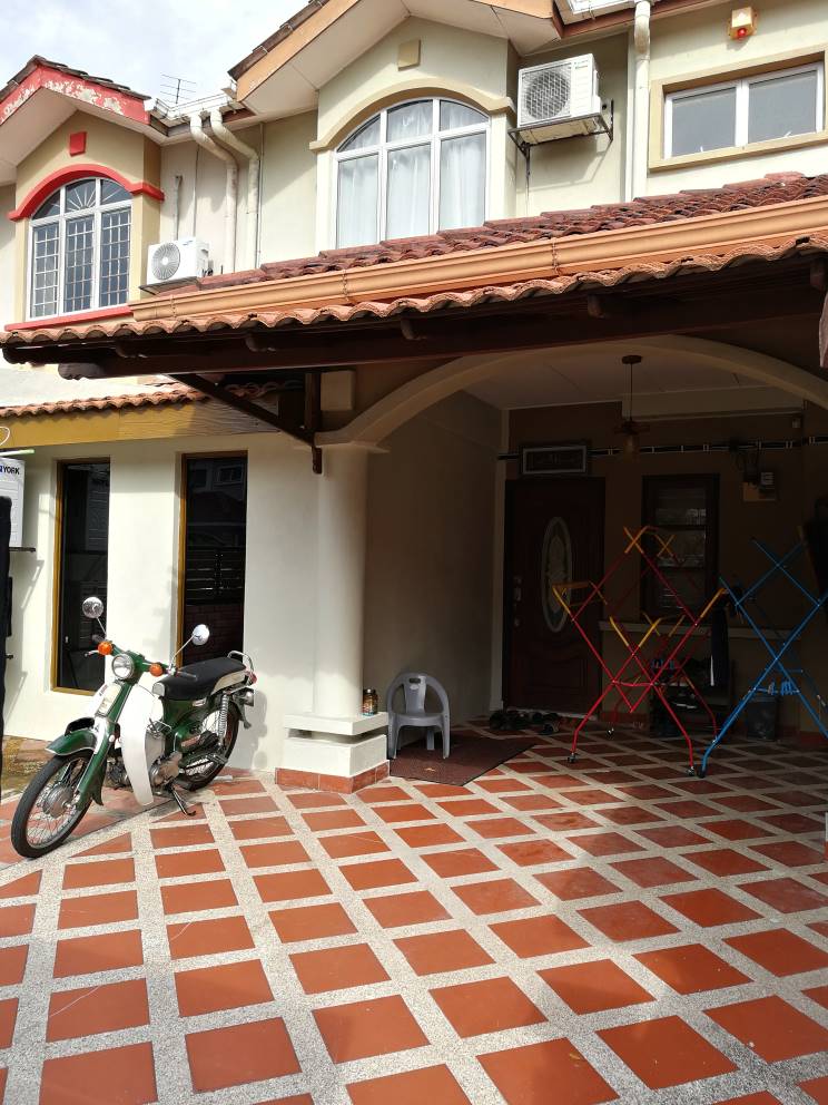 Double Storey, Taman TTDI Jaya - photo 6