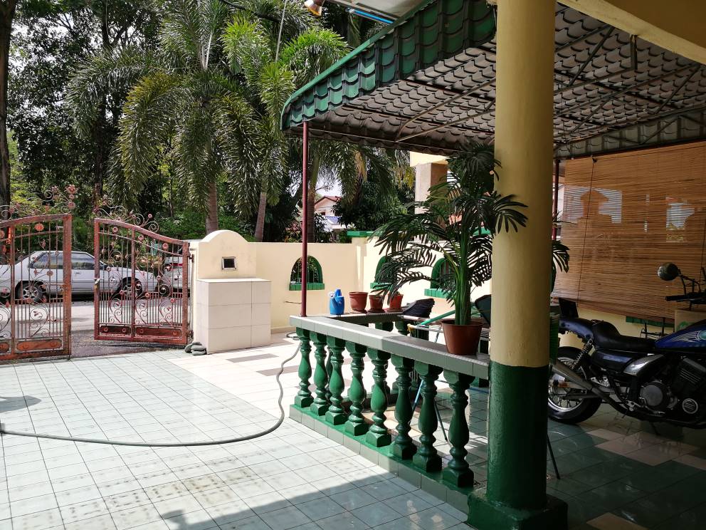 Double Storey, Section 20, Shah Alam - photo 2