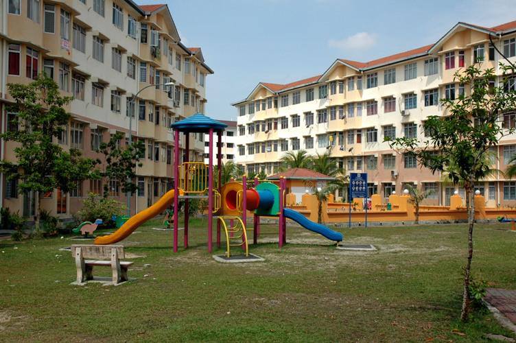 Pangsapuri Rimau Perdana, Seksyen 32, Shah Alam - photo 2