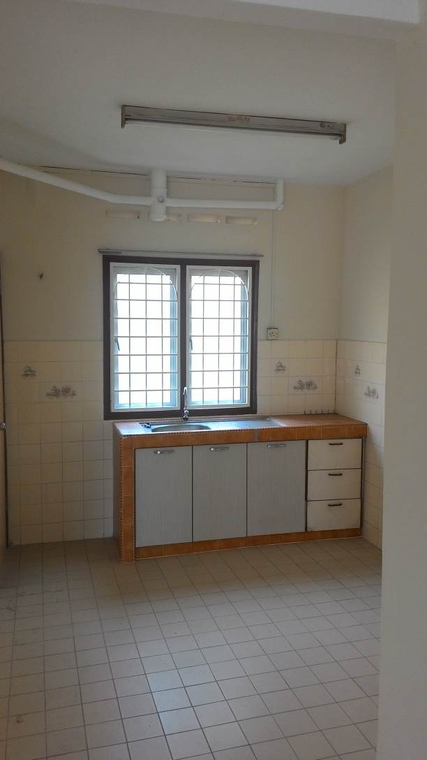 Goodyear Court 3, USJ, Selangor - photo 9