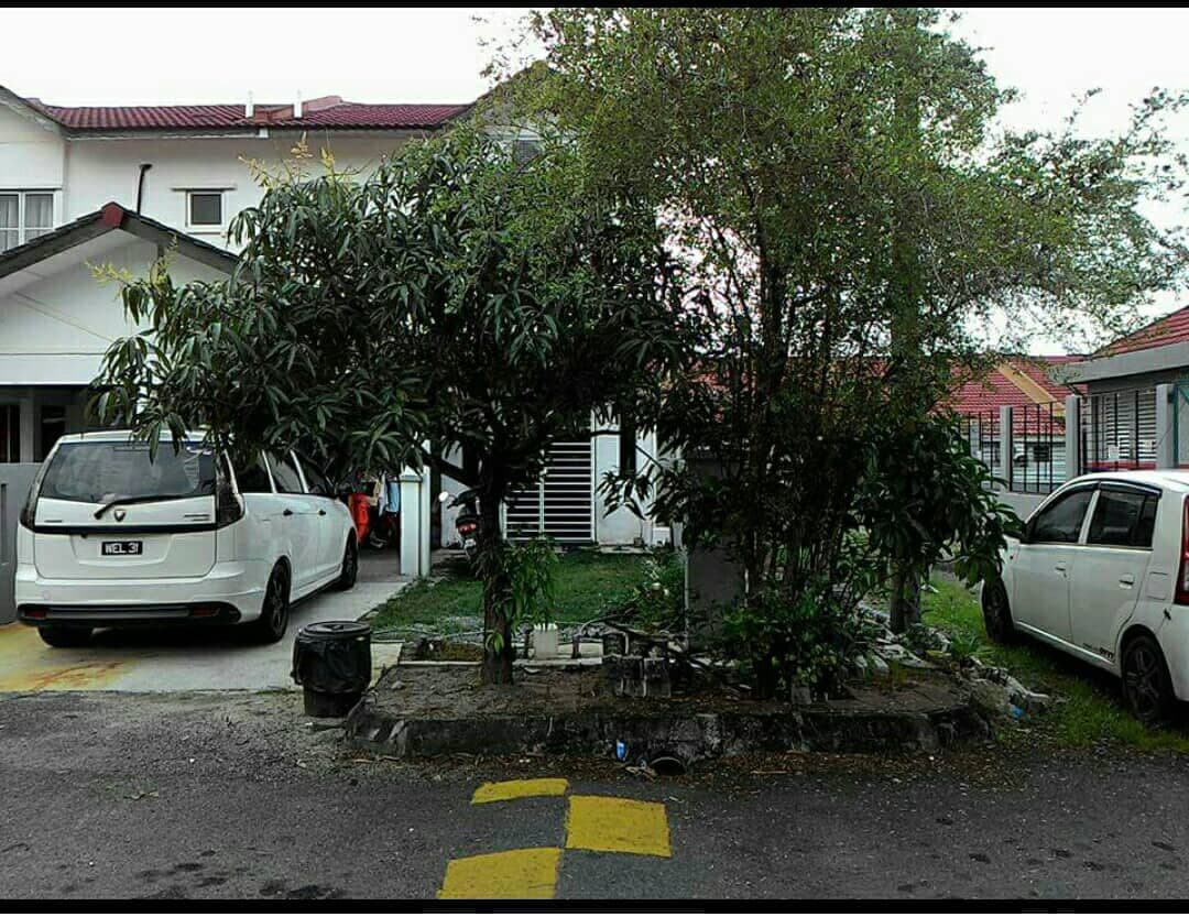 END LOT SEMI D DOUBLE STOREY TAMAN BUKIT NAGA