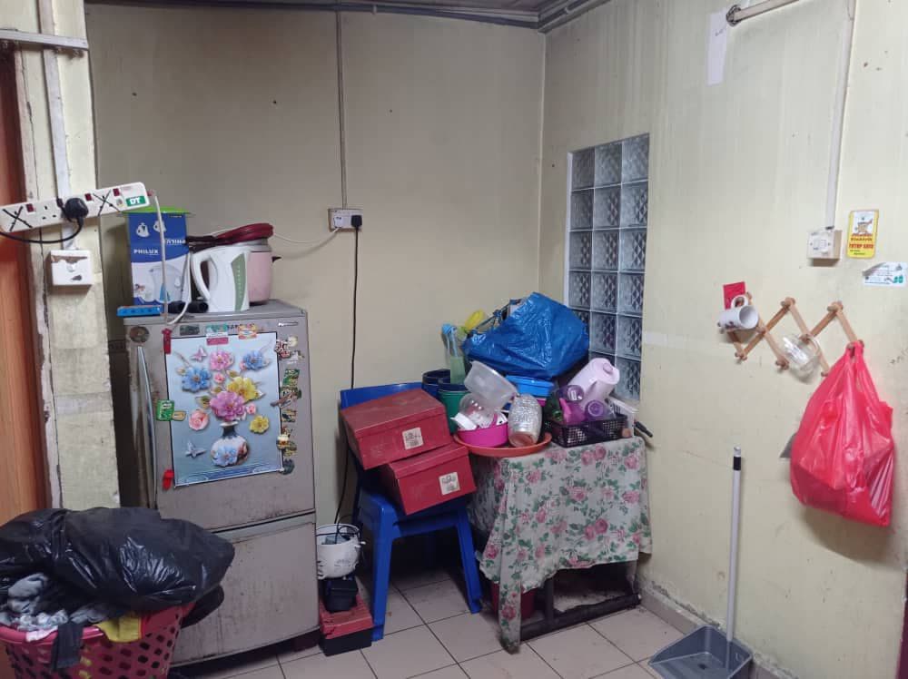 MURAH DOUBLE STOREY LOW COST SHAH ALAM SEK19 - photo 2