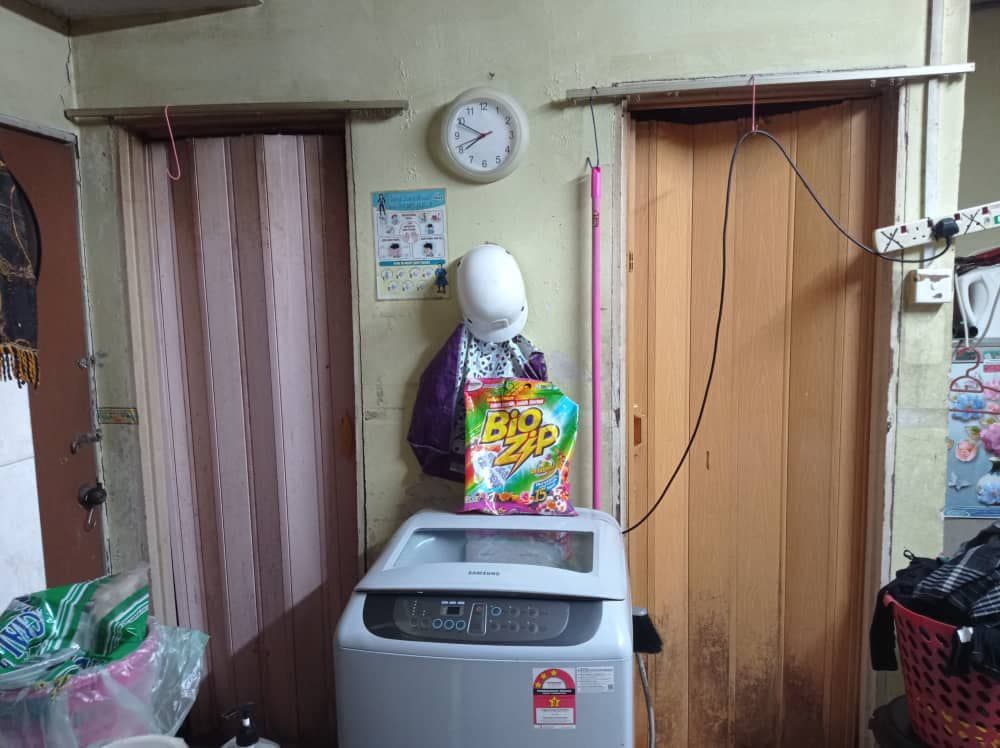 MURAH DOUBLE STOREY LOW COST SHAH ALAM SEK19 - photo 8