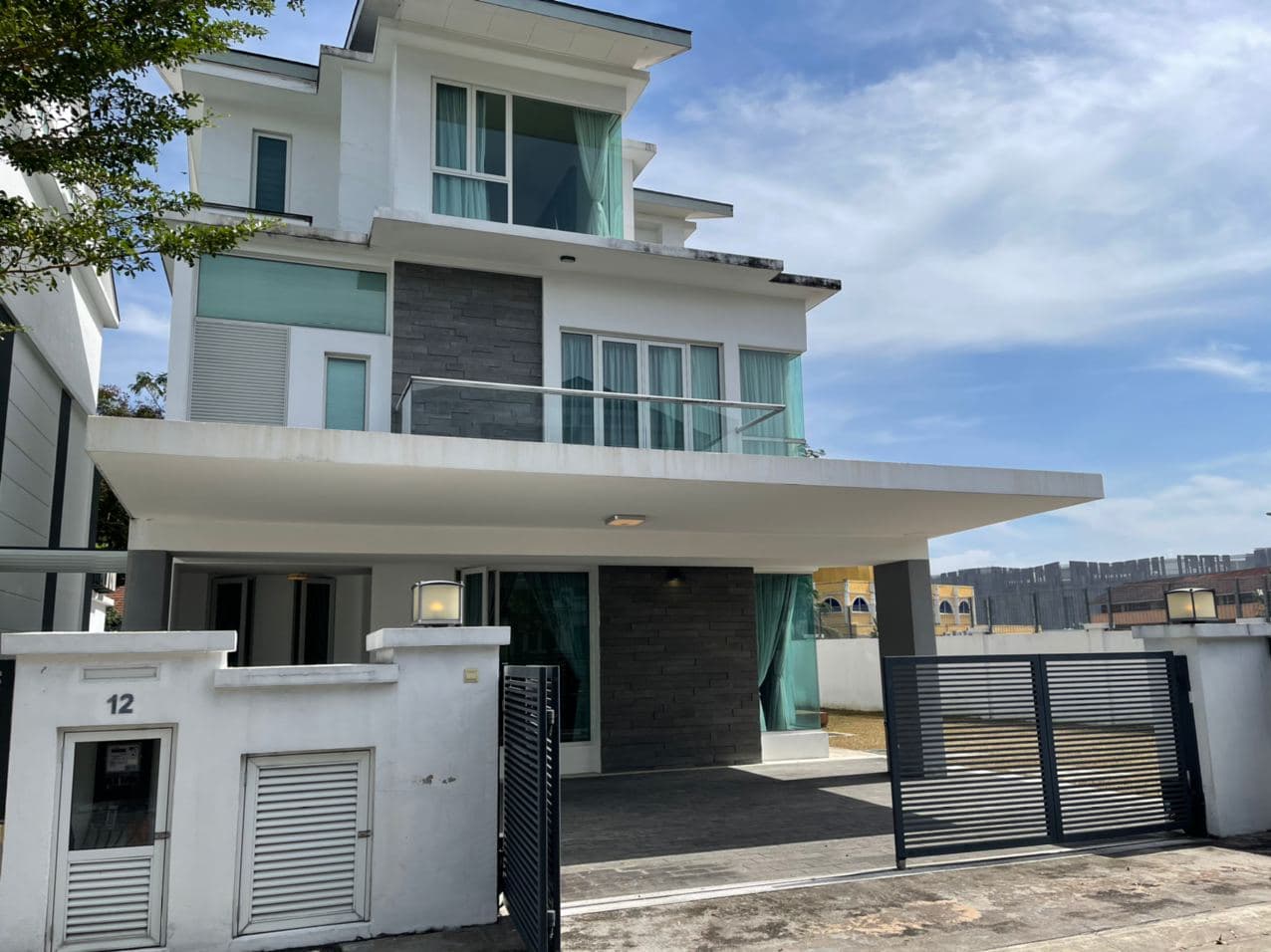 BUNGALOW CORNER LOT DAMAISARI WANGSA MAJU - photo 2